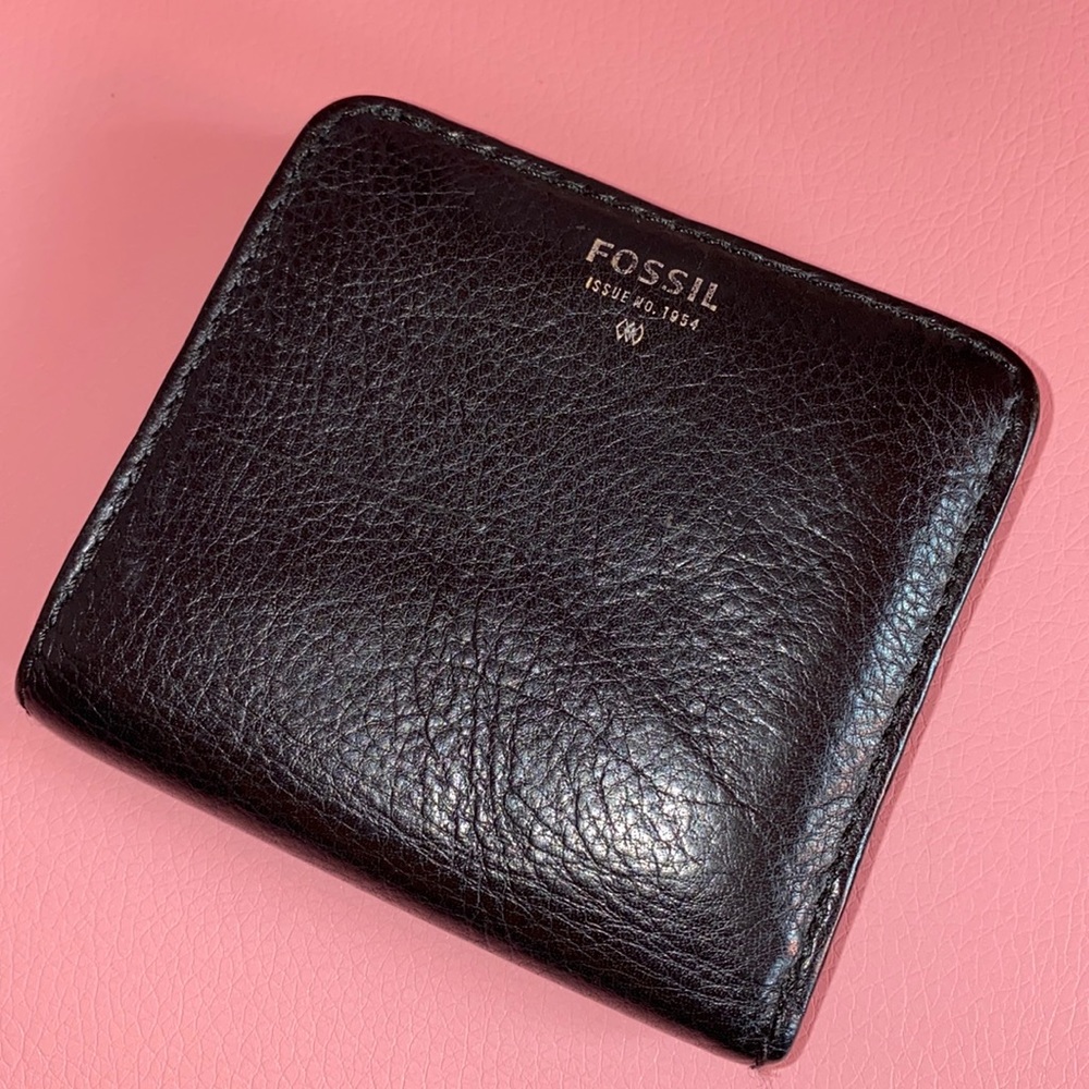 Fossil Leather Gold Foil Wallet Gem